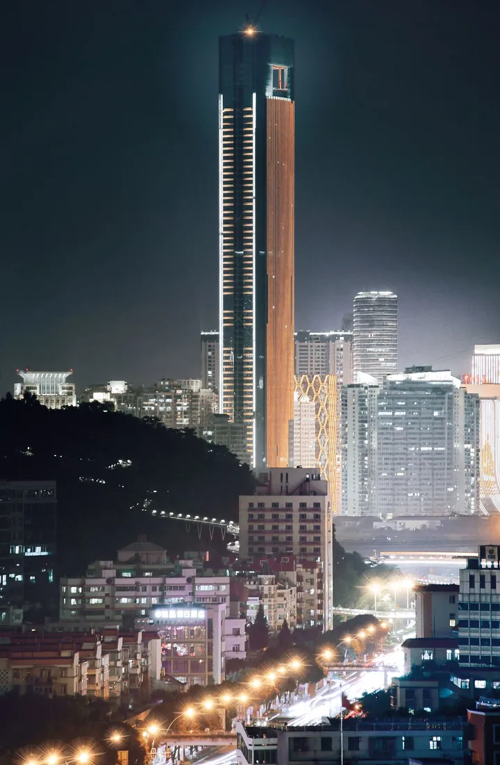 夜顶立