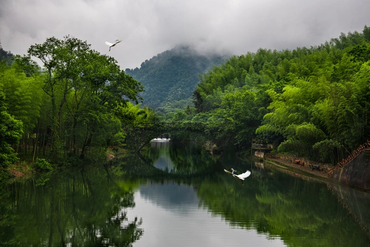 山岭仙境
