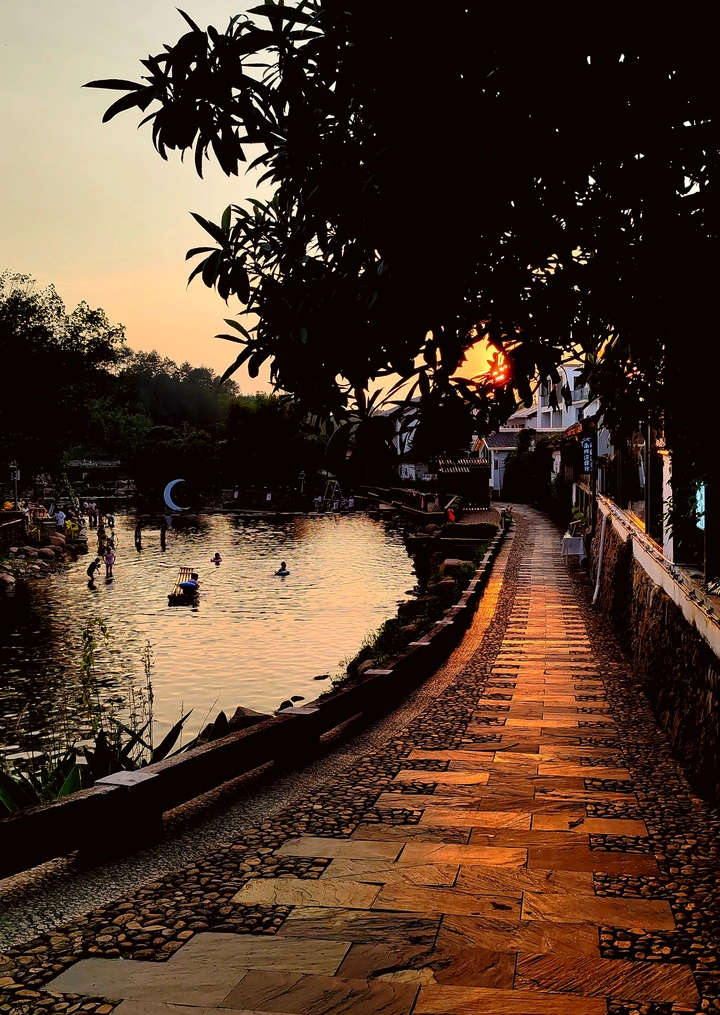 夏日晚景