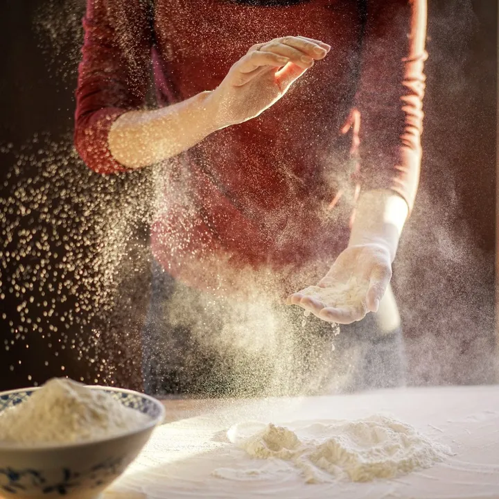 面粉飞舞