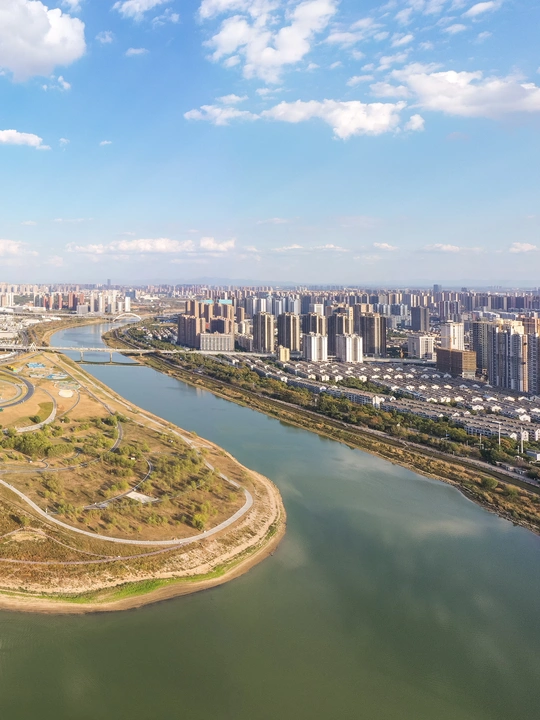 河中的岛屿 aerial view