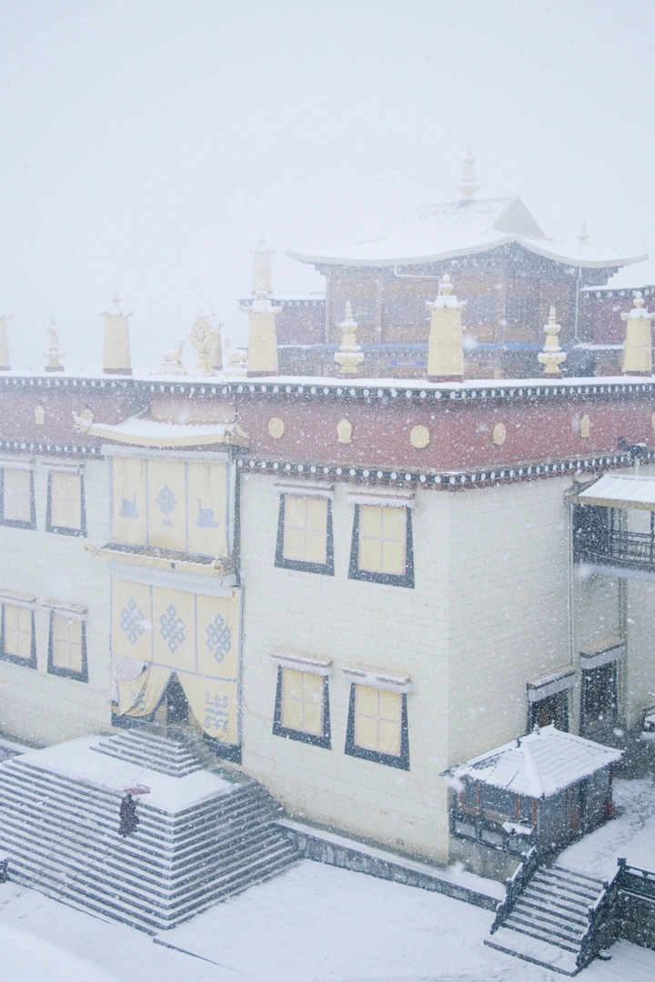 雪后神殿