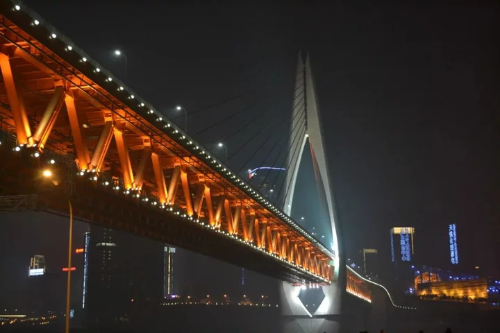 努力与幸福的纽带！