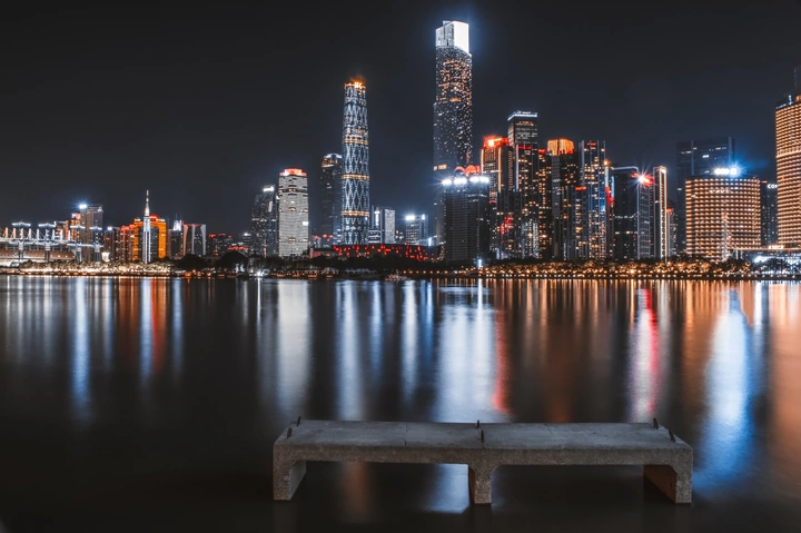 夜晚的广州珠江新城CBD