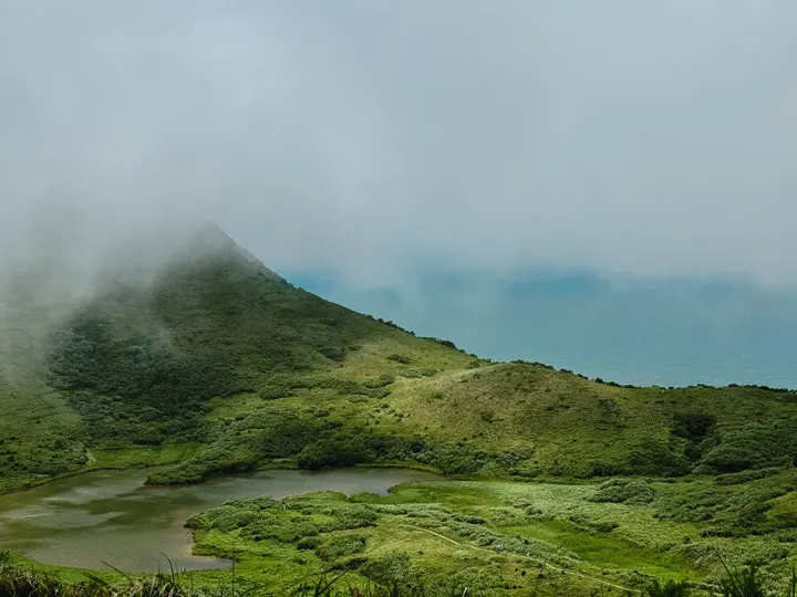 嵛山岛天湖草原