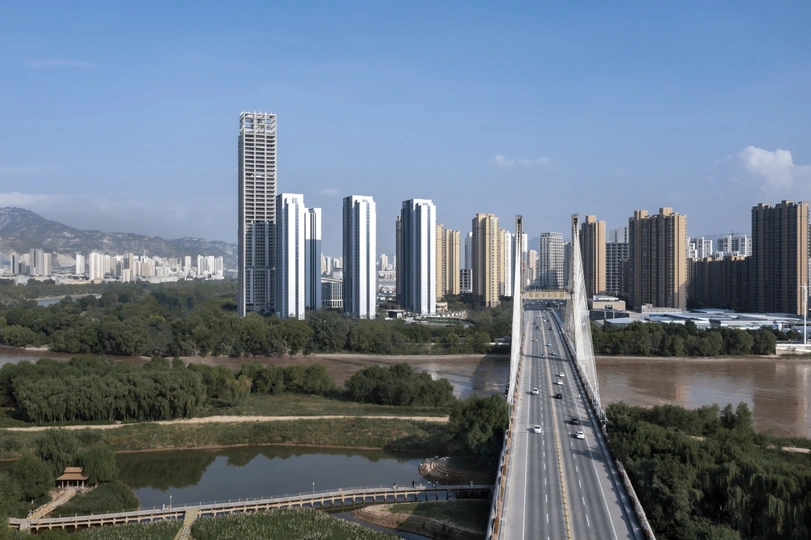 城市天际线和桥的空中视角