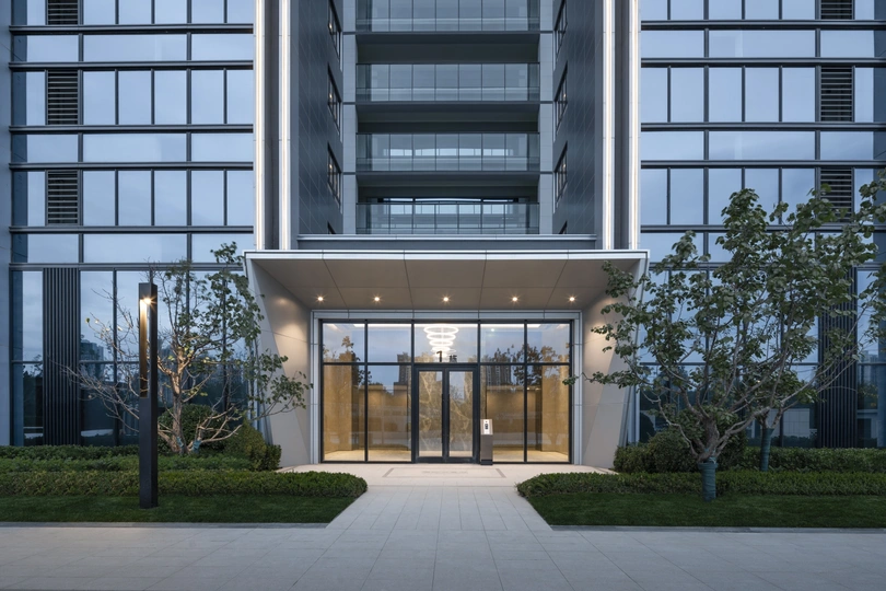 玻璃幕墙办公楼