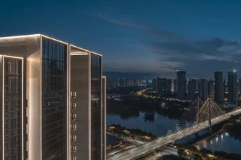 夜晚的城市 高大的建筑和一座桥