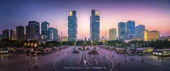 摩天大楼和摩天大楼组成的大城市