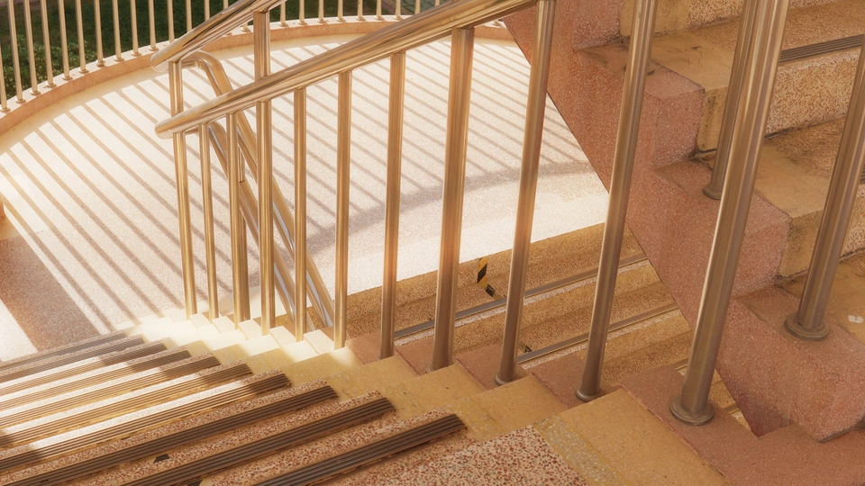 木楼梯通向二楼 配有栏杆。