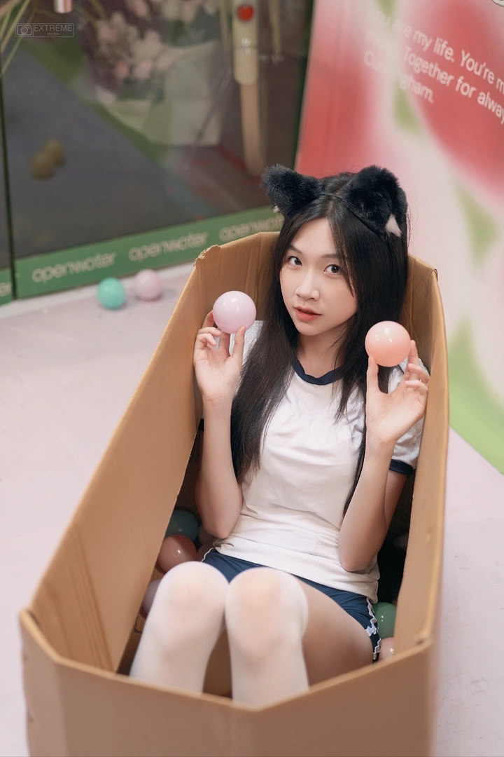 这小猫太可爱了吧
