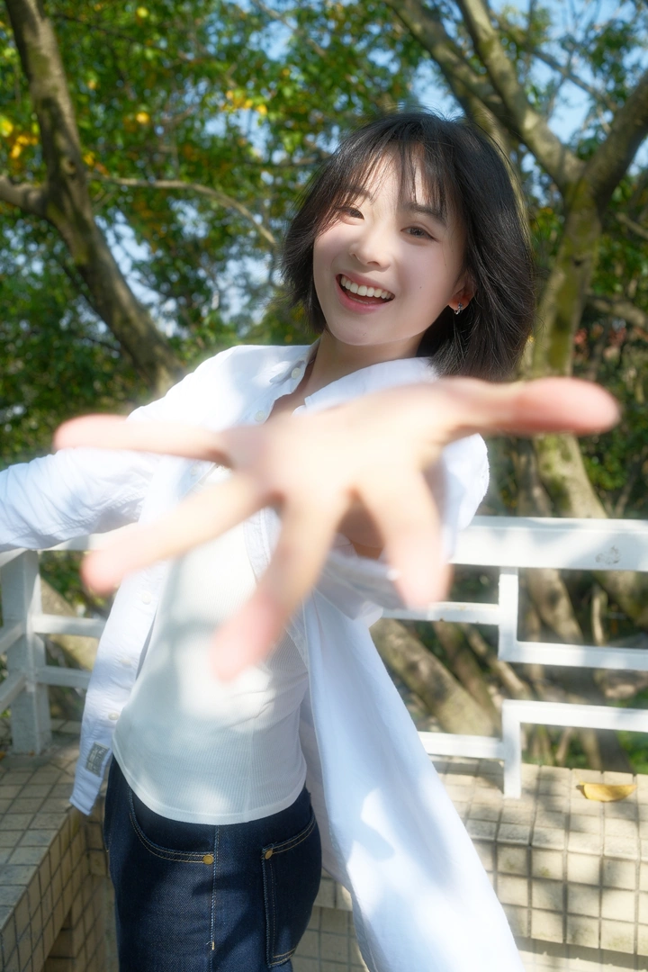 阳光、午后和你