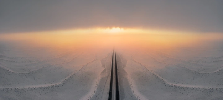 北疆雪路