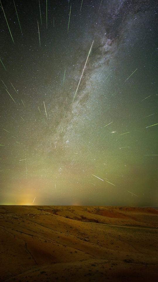 夜晚沙漠星空
