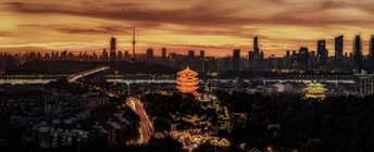 夕阳下的大城市景象