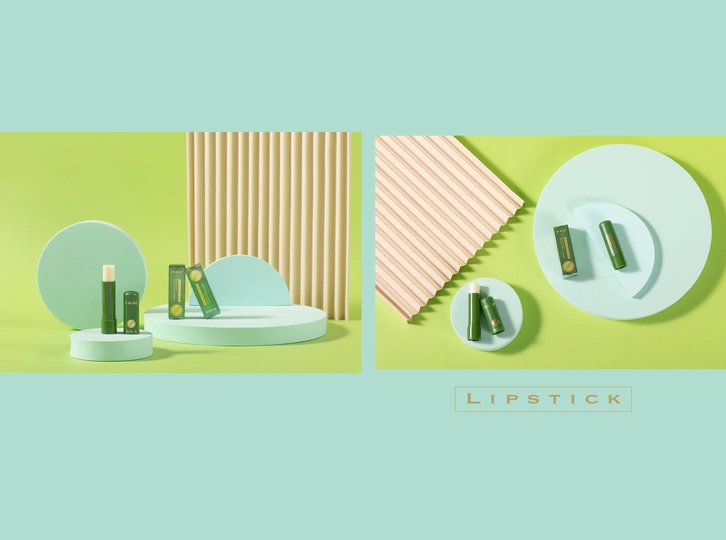 上面有不同项目的桌子