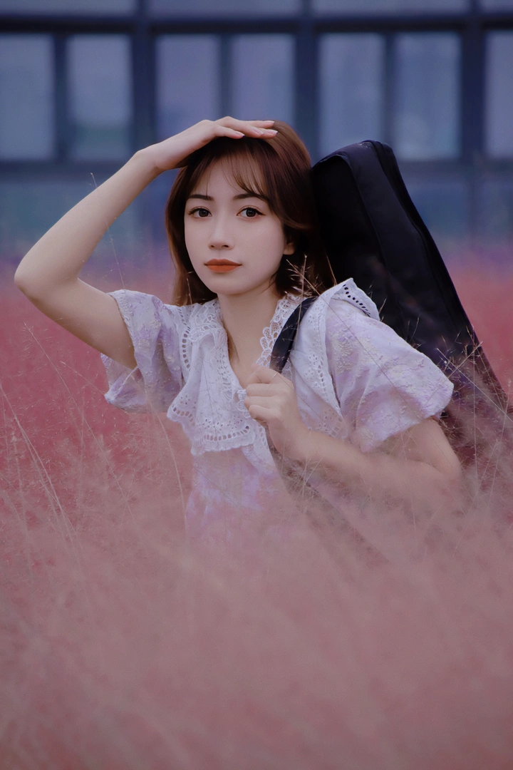 你好，粉黛草