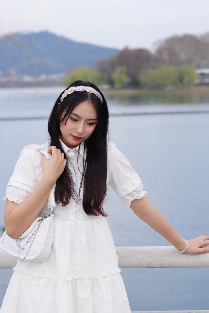 乍然春风起🌸樱花红陌上