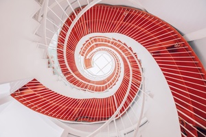 螺旋楼梯 白色楼梯 红色螺旋楼梯