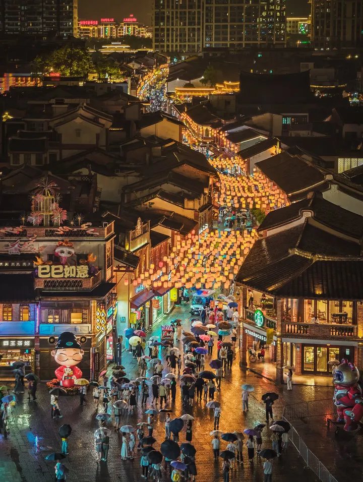 雨夜古巷