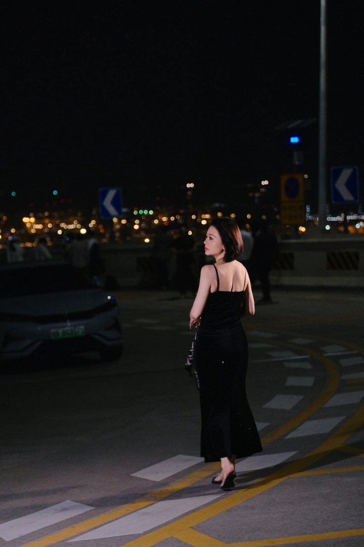 盐田港夜景人像