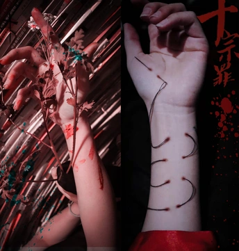 一位女士右手拿着一朵红花