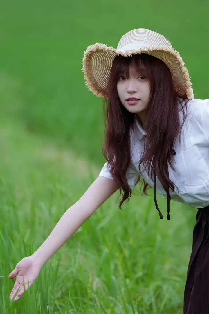 凝望的少女