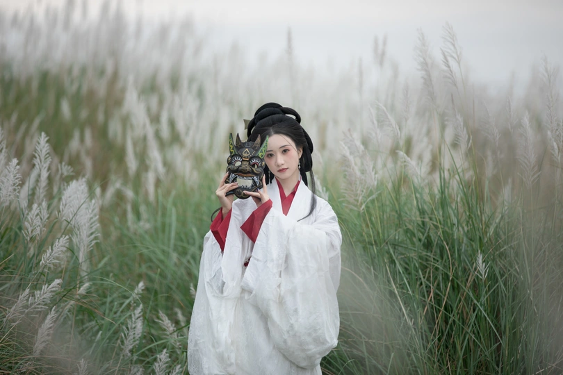 天苍苍野茫茫风吹草低