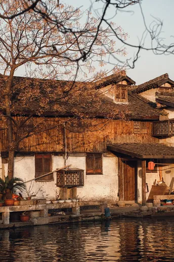 村中的一座老房子