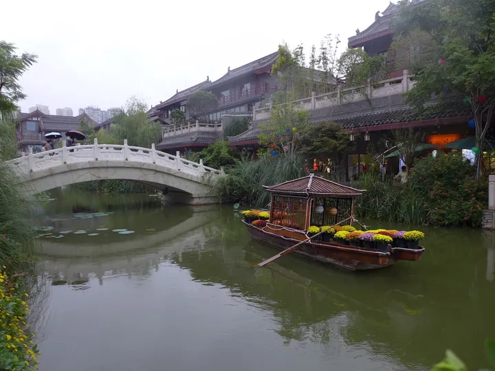 李文全随拍：桨声有花期，蜜蜂可