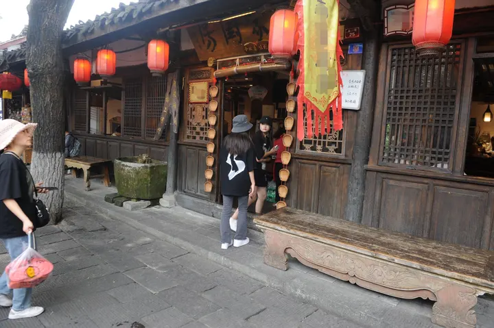 李文全随拍：不打烊，筲箕对联雕