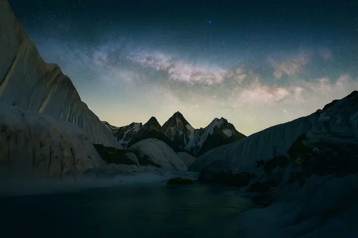 雪山星空