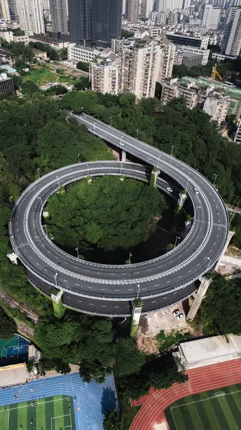 道路和建筑物的空中视角