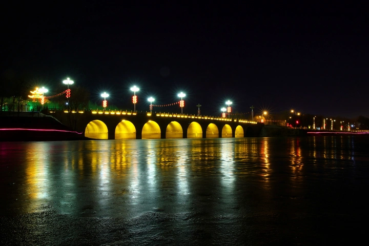 冬夜湖光