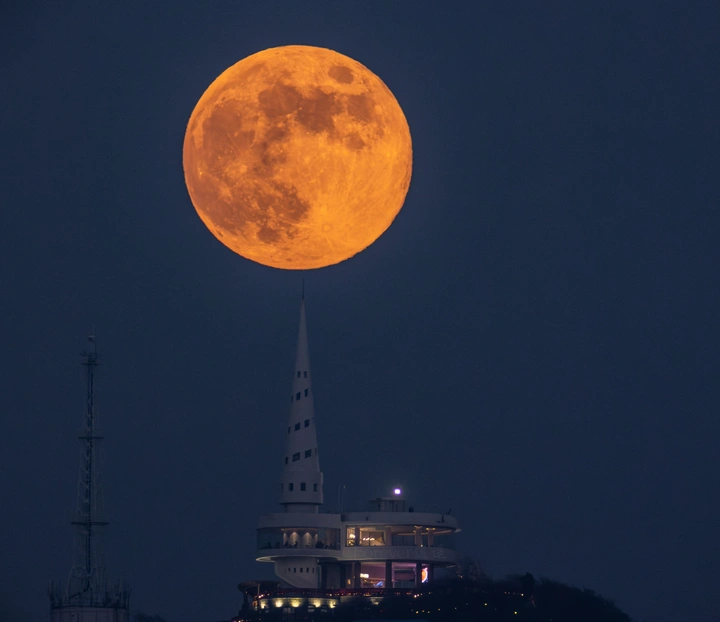大连莲花山满月🌕
