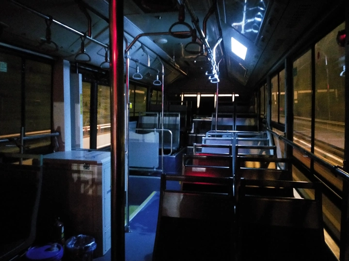 深夜公交车