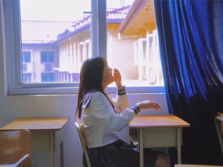 《梦“核”少女》