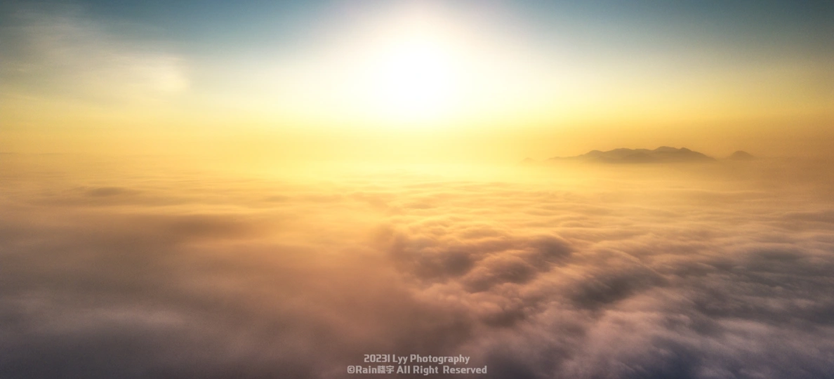 云海上的日出