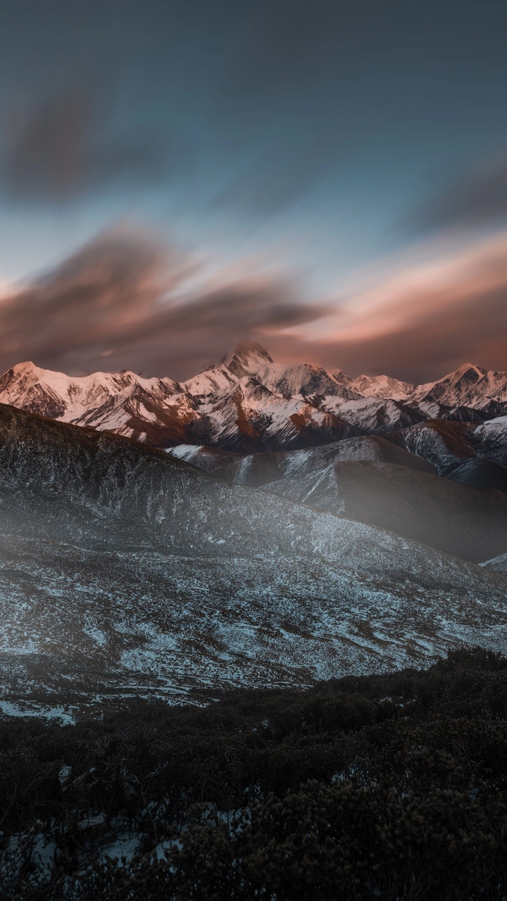 贡嘎雪山