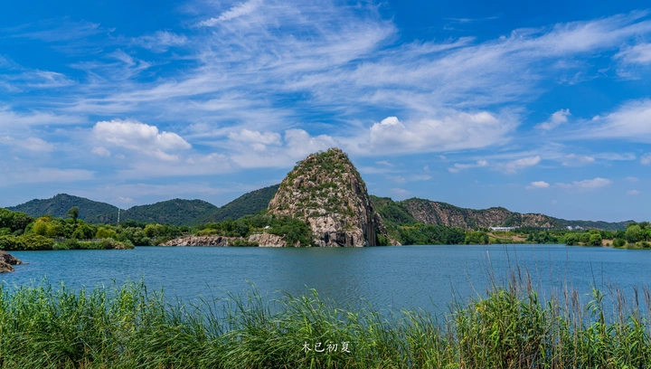 这是今秋寿桃湖限定版的风景