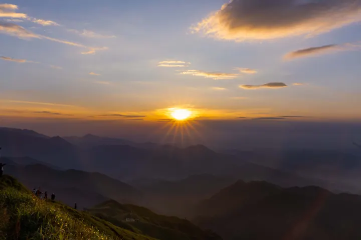 武功山白鹤峰日出