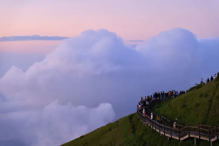 武功山白鹤峰日出云海