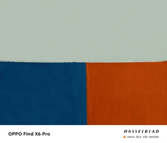 橙色、蓝色和白色的画