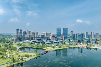 绿意盎然