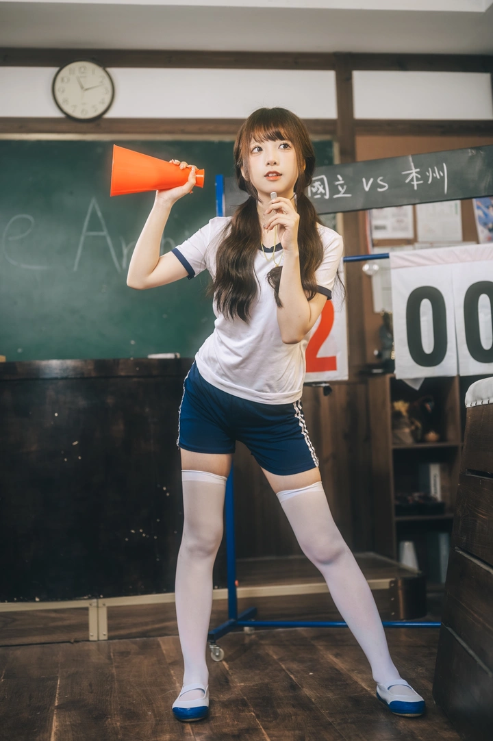 喂喂喂，学长们起来做体操啦！