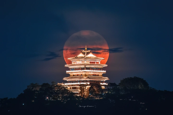 月升挂榜阁