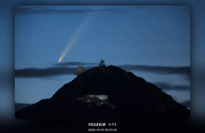 在深圳市区顶着八级光污染拍彗星