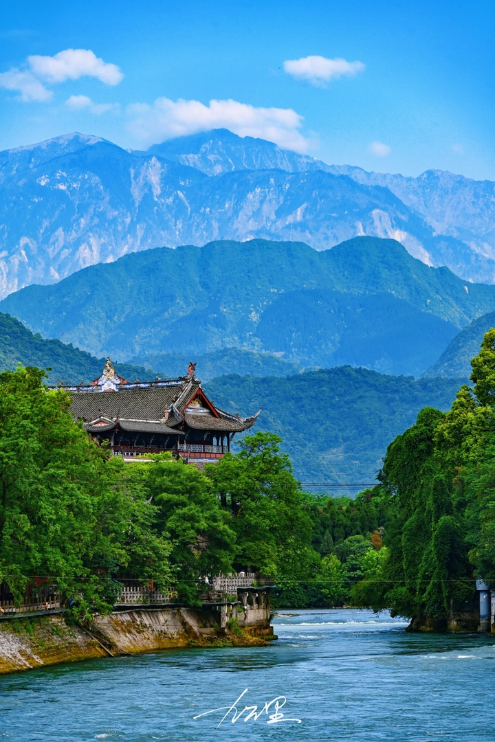 最美都江堰