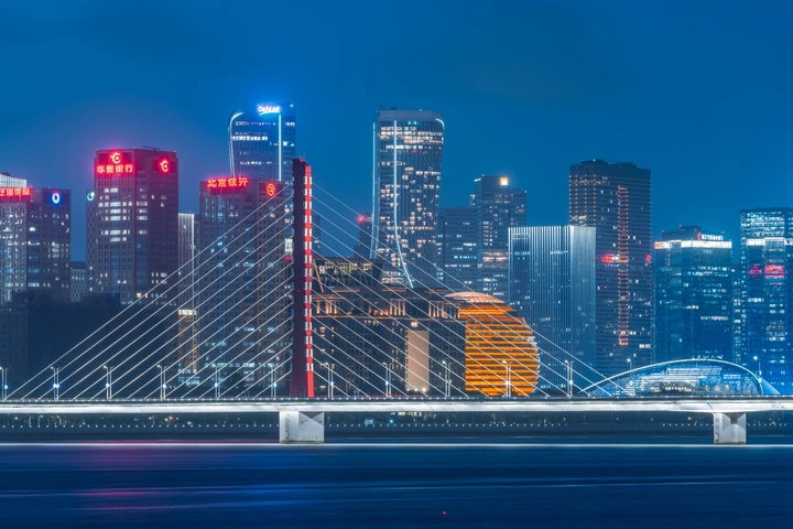 纸醉金迷钱江新城