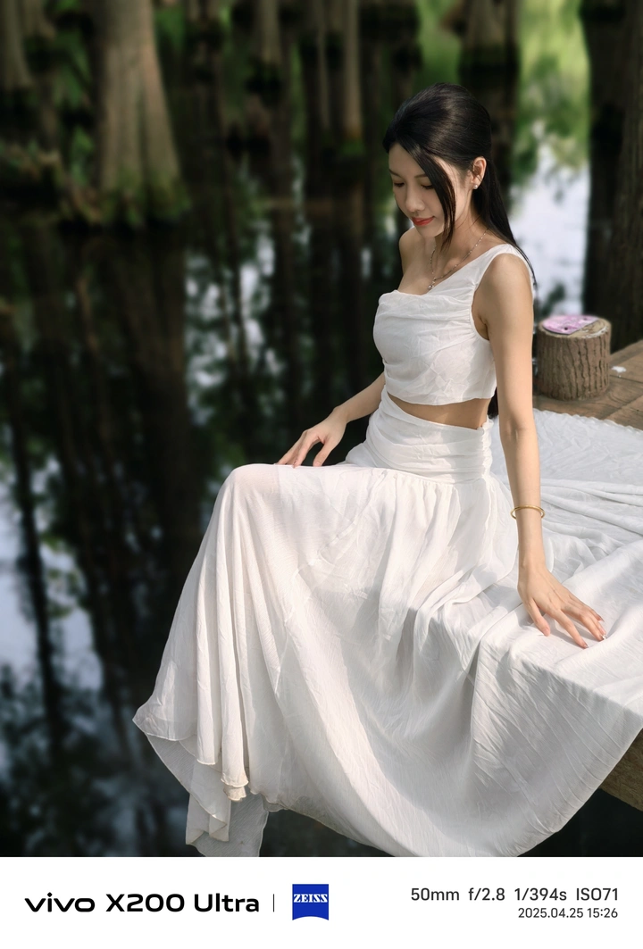 丛林倩影